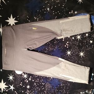 Victorias Secret Pink  Gray Yoga Pants Size Small Super Soft